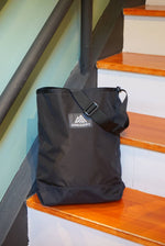 โหลดรูปภาพลงในเครื่องมือใช้ดูของ Gallery Fun Tote