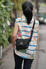 โหลดรูปภาพลงในเครื่องมือใช้ดูของ Gallery Teeny Messenger