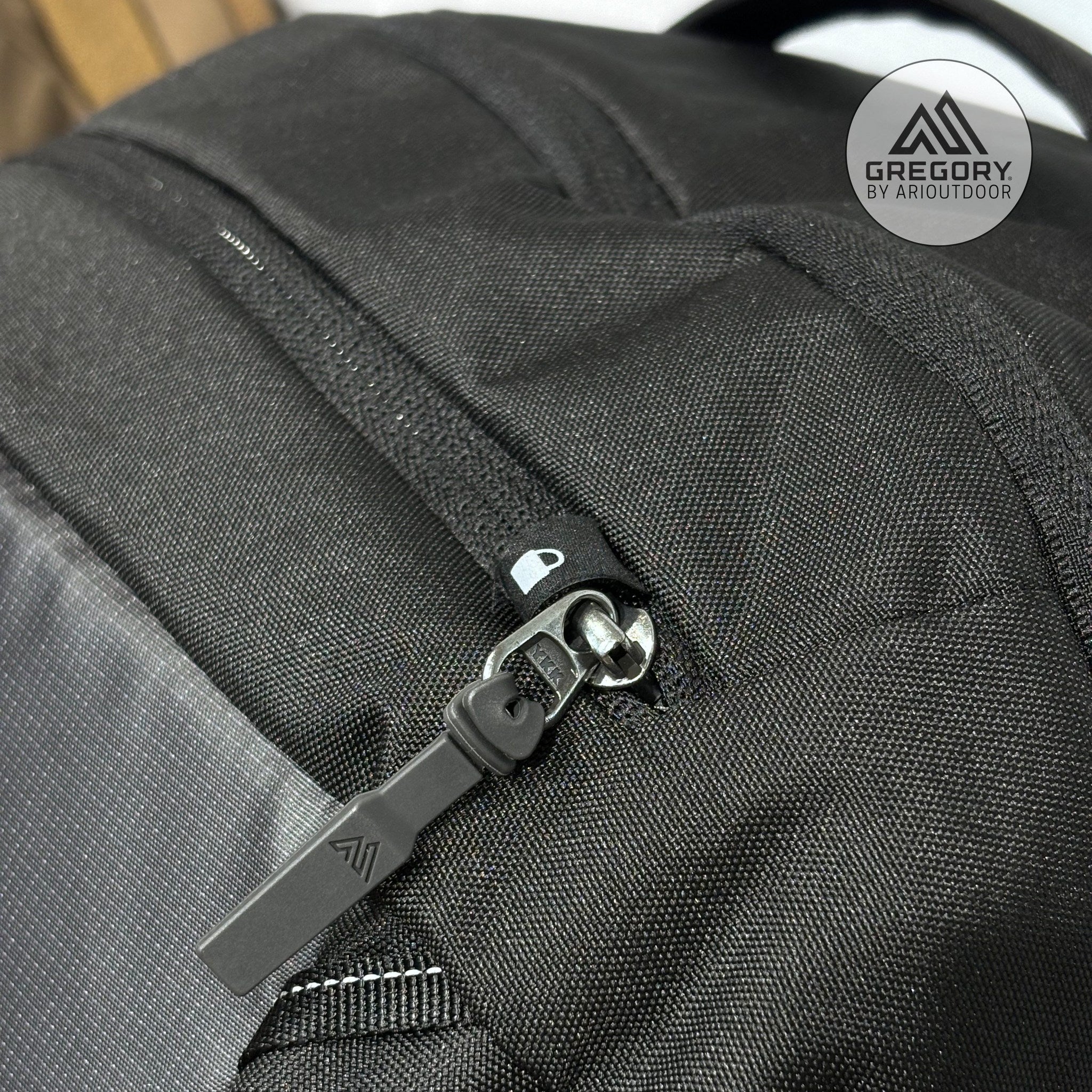 Border Traveler 30