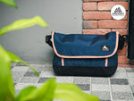 โหลดรูปภาพลงในเครื่องมือใช้ดูของ Gallery Metro Messenger

